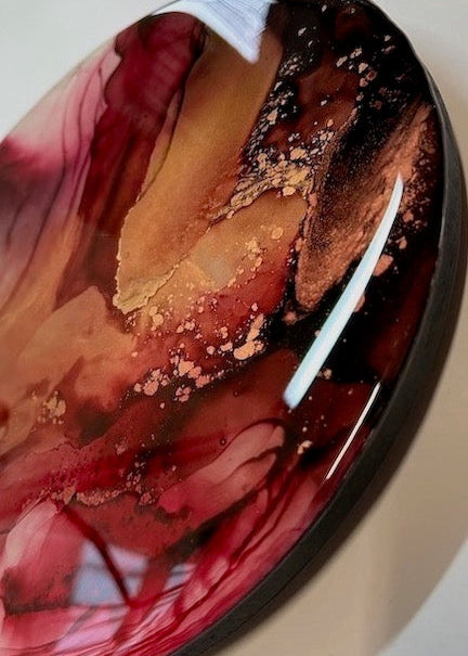 Bedroom wall decor in abstract art. Style for your home in warm colours. Circular and a glossy. Red artwork, handcrafted and ready to hang.
